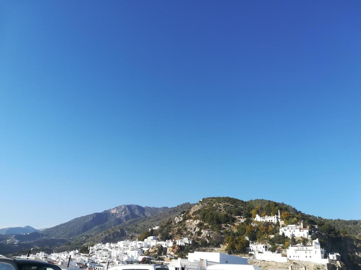Casita Ana En El Centro De Frigiliana Apartment Стая снимка